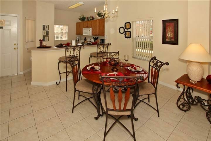 Orlando Vacation Home 8470CCL_07 Dining Room