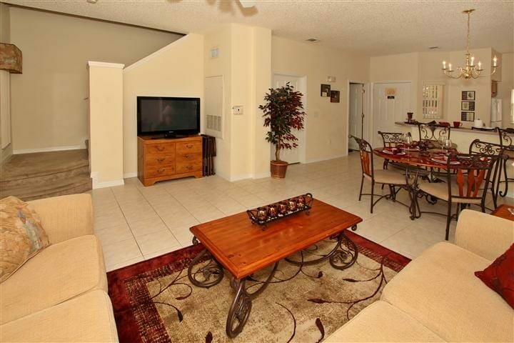 Orlando Vacation Home 8470CCL_08 Living Room