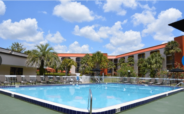 LP2 Grand Hotel near Universal Studios - Best Orlando Hotel Deals